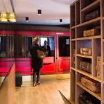 Hotel Whistler - Gare Du Nord