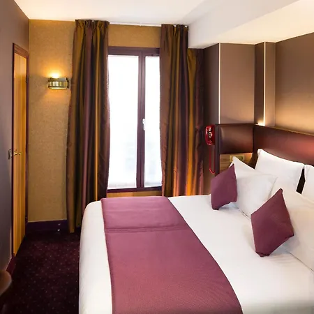 Whistler - Gare Du Nord Hotel 4*