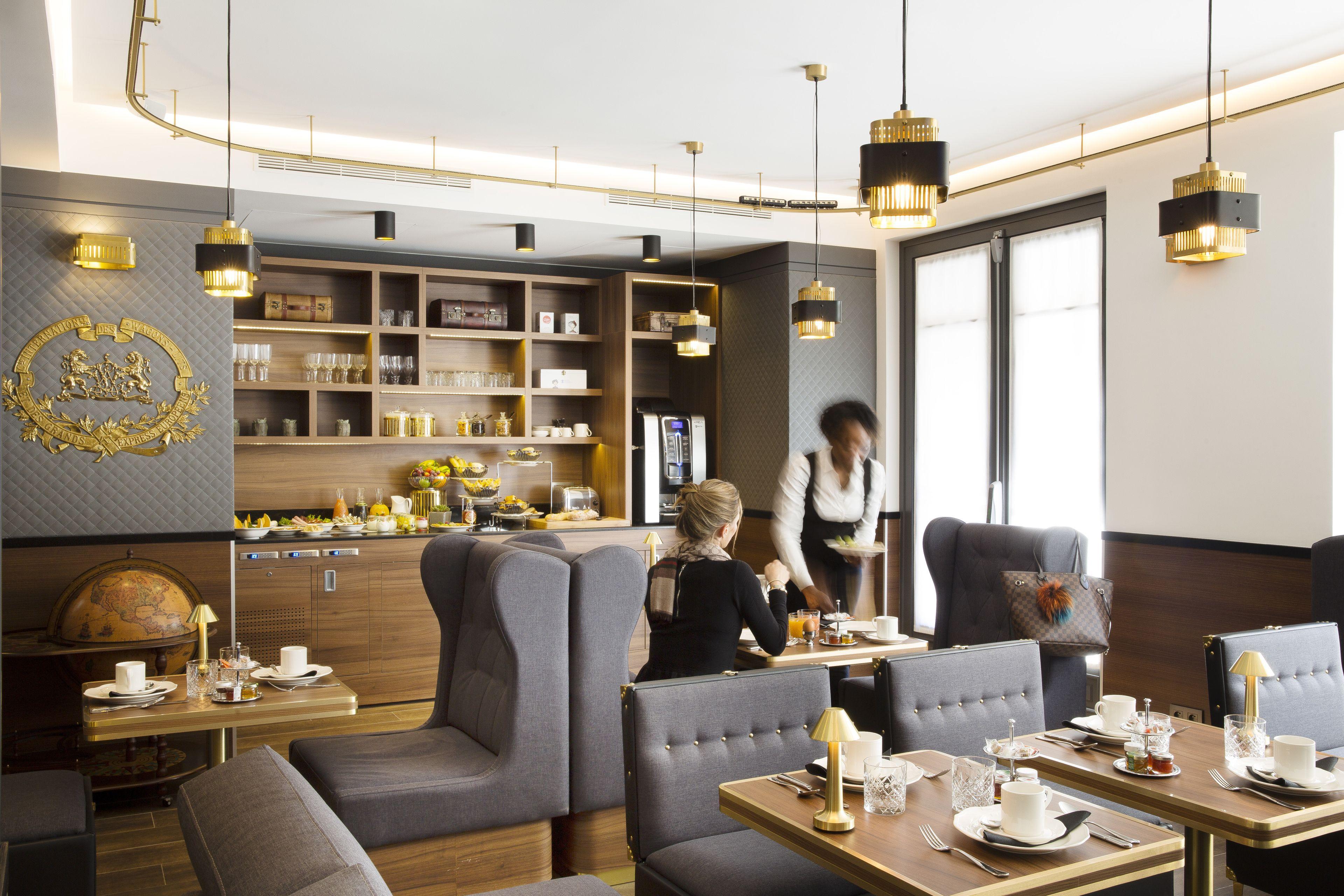 Whistler - Gare Du Nord