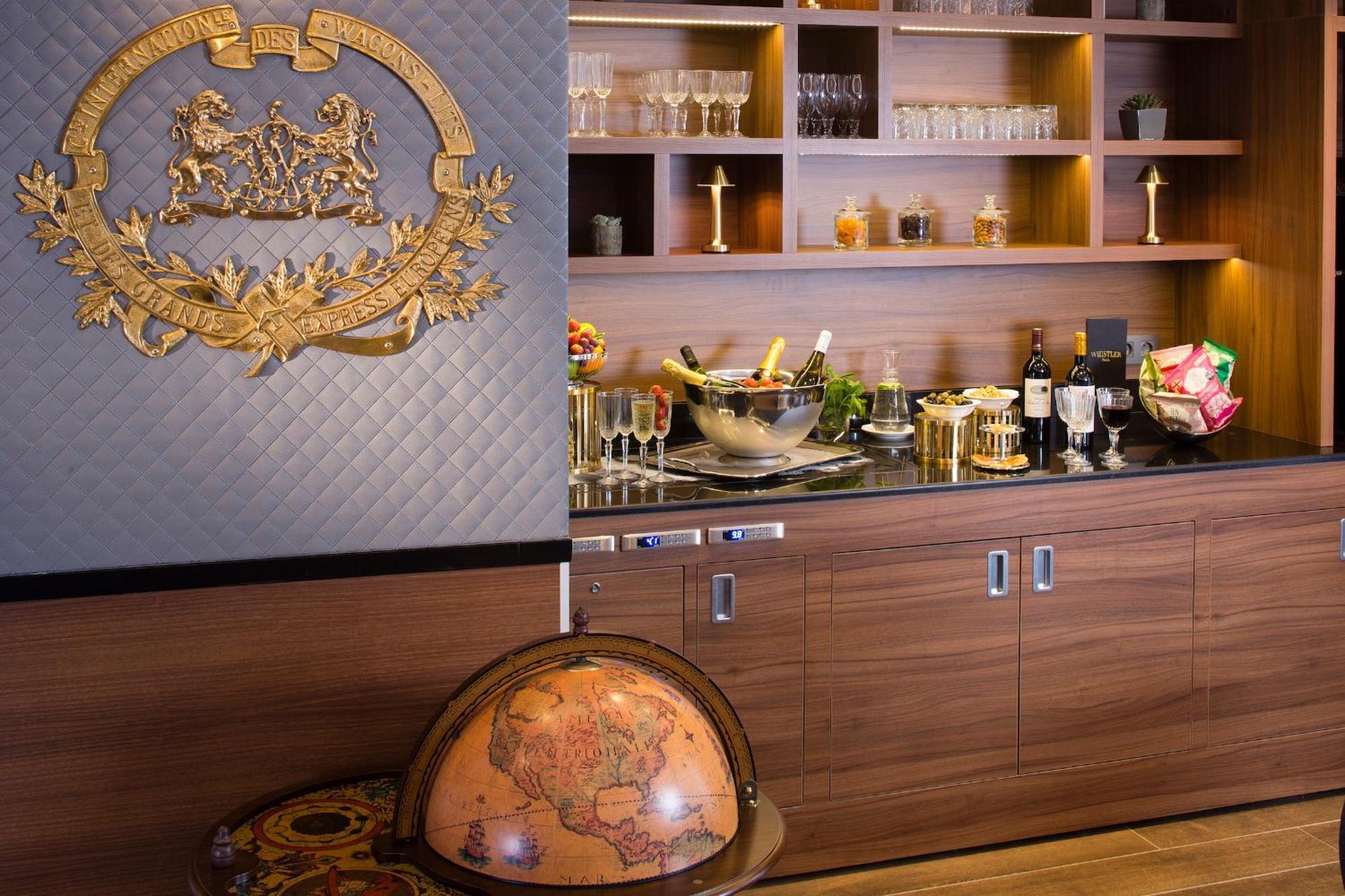 Hotel Whistler - Gare Du Nord Parigi